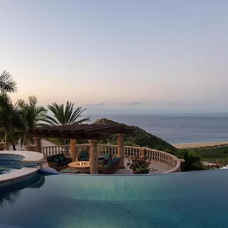 Stunning 6Bd Pedregal Villa Maria-3